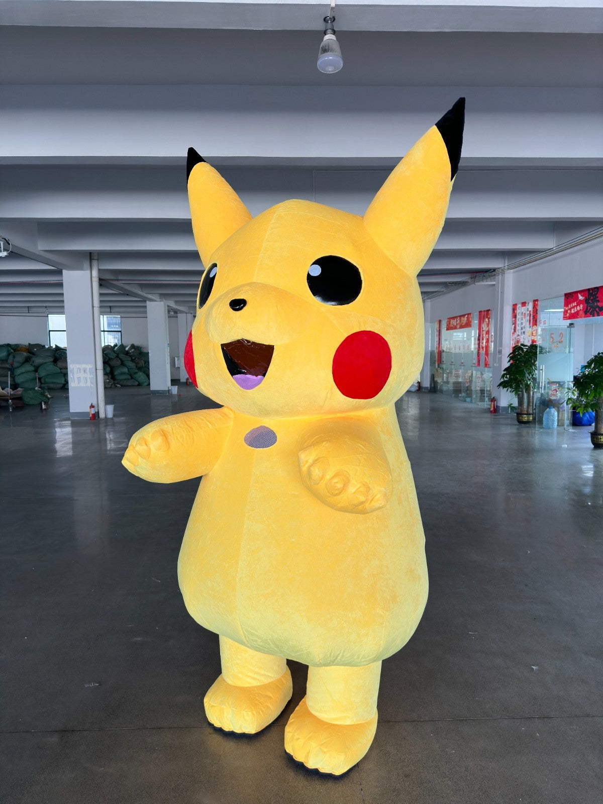 8.5FT Inflatable Giant Pikachu Mascot Costume Plush Halloween Cosplay Party Suit Halloween Fast