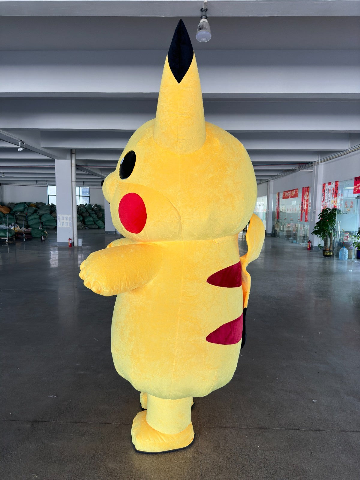 8.5FT Inflatable Giant Pikachu Mascot Costume Plush Halloween Cosplay Party Suit Halloween Fast